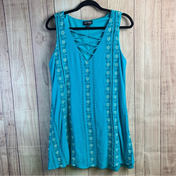 Love Reign Dresses & Skirts - Love Reign Teal Dress with Floral Embroidery